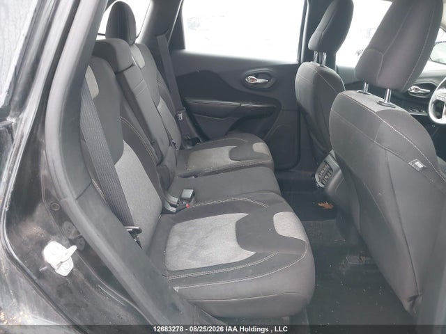 Продажа на аукционе авто 2016 Jeep Cherokee Sport, vin: 1C4PJMABXGW115635, номер лота: 12683278