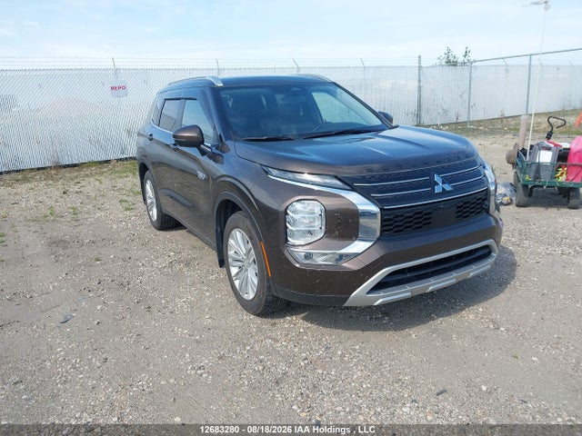 Mitsubishi Outlander Se/ralliart 2024 JA4T5VA98RZ615343 головне зображення