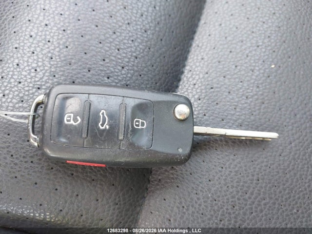 WVGJV7AX6FW525947 Volkswagen Tiguan S/se/sel/r-line