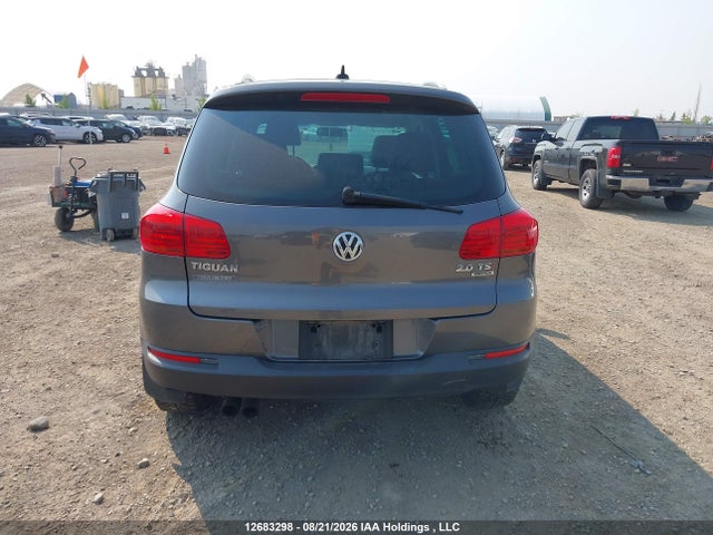 WVGJV7AX6FW525947 Volkswagen Tiguan S/se/sel/r-line