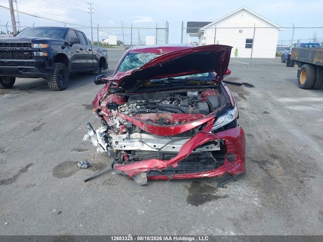 4T1B21HK0KU013000 Toyota Camry Hybrid Xle