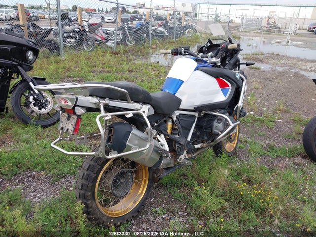 WB10J5300KZF78958 BMW R 1250 Gs Adventure