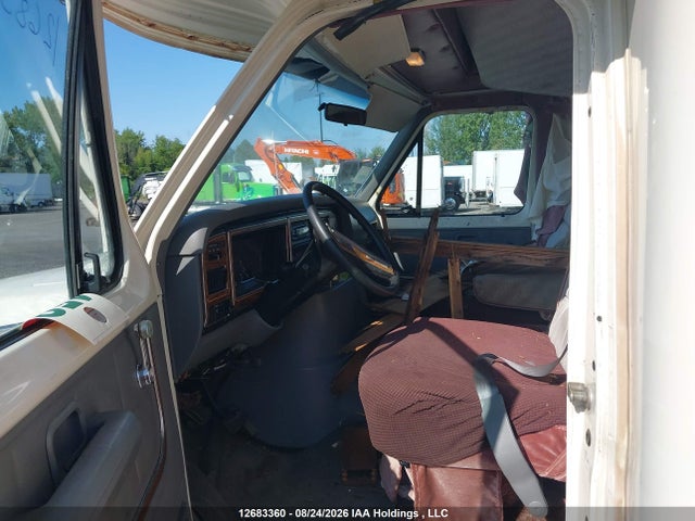 1988 Ford Econoline E350 Cutaway Van მანქანა იყიდება აუქციონზე, vin: 1FDKE30G8JHA39913, აუქციონის ნომერი: 12683360