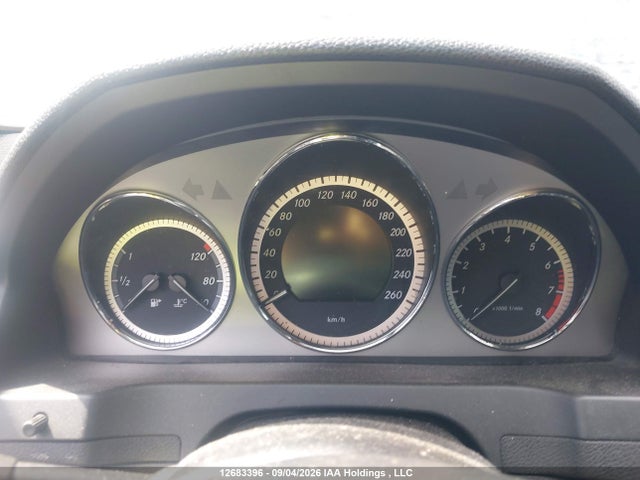2011 Mercedes-benz C-class მანქანა იყიდება აუქციონზე, vin: WDDGF8FBXBA508905, აუქციონის ნომერი: 12683396