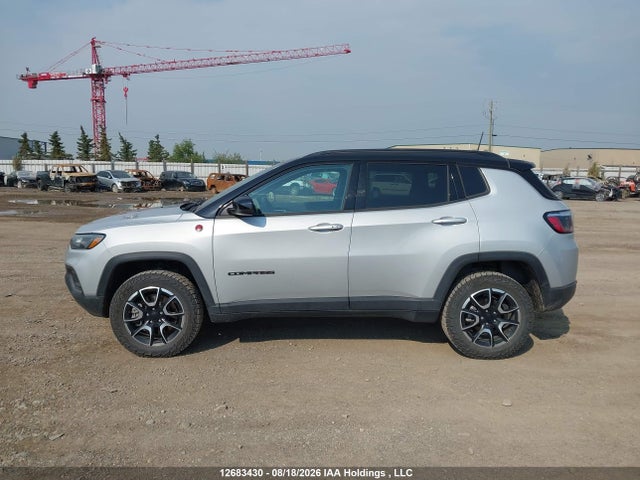 12683430 :رقم المزاد ، 3C4NJDDN8RT132522 vin ، 2024 Jeep Compass Trailhawk مزاد بيع