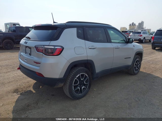 12683430 :رقم المزاد ، 3C4NJDDN8RT132522 vin ، 2024 Jeep Compass Trailhawk مزاد بيع