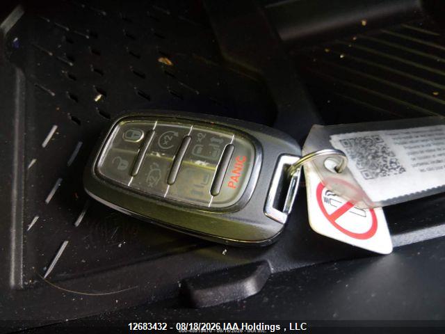 Продажа на аукционе авто 2025 Chrysler Pacifica Limited, vin: 2C4RC1GG4SR608782, номер лота: 12683432
