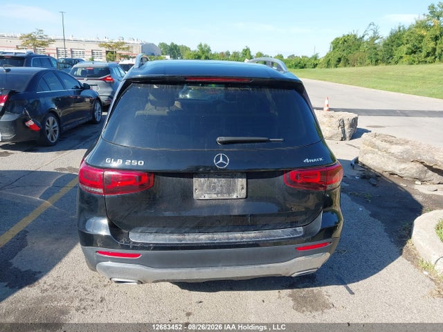 W1N4M4HB2LW052498 Mercedes-Benz Glb 250 4matic