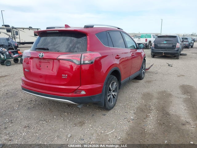 2T3RFREV1GW423254 Toyota Rav4 Xle