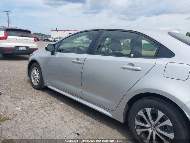 JTDBCMFE3S3083628 Toyota Corolla Le/se/xle