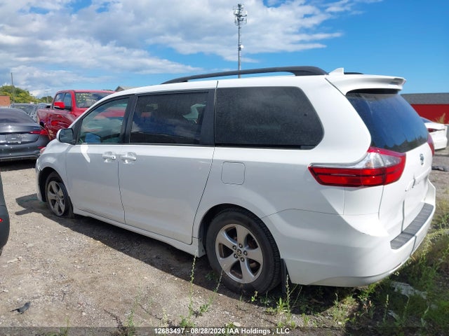 Toyota SIENNA LE 2020 5TDKZ3DC7LS079513 Image 14