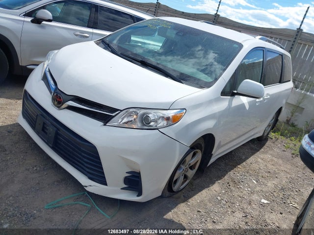 Toyota SIENNA LE 2020 5TDKZ3DC7LS079513 Image 2
