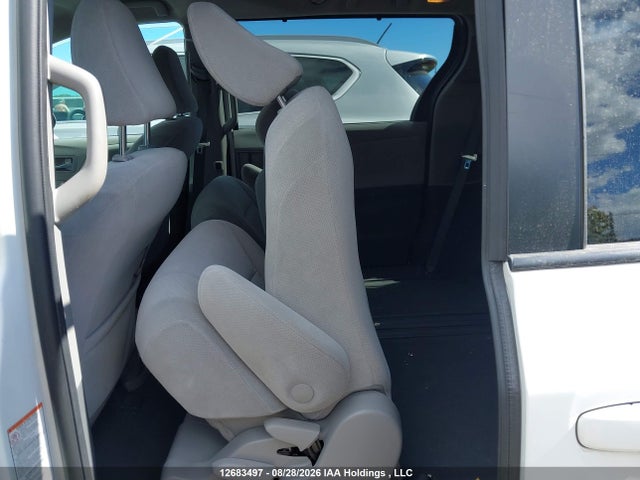 Toyota SIENNA LE 2020 5TDKZ3DC7LS079513 Image 8