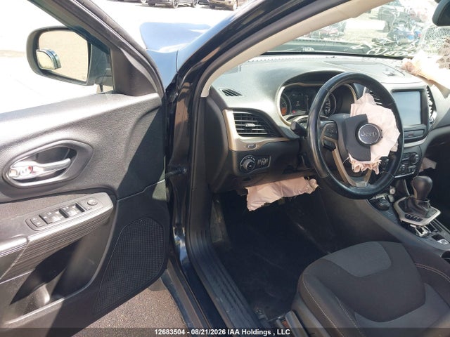 2015 Jeep Cherokee Latitude მანქანა იყიდება აუქციონზე, vin: 1C4PJMCSXFW775444, აუქციონის ნომერი: 12683504