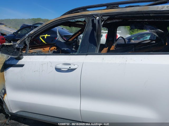 Продажа на аукционе авто 2025 Kia Sorento Ex, vin: 5XYRHDJF0SG340353, номер лота: 12385722