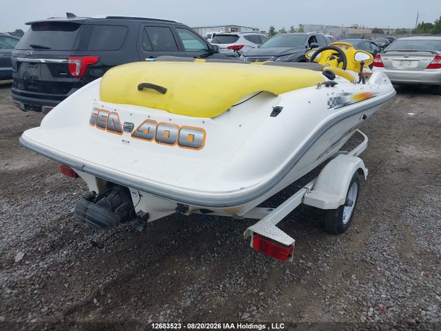 12683523 :رقم المزاد ، CEC20747F303 vin ، 2004 Seadoo  مزاد بيع