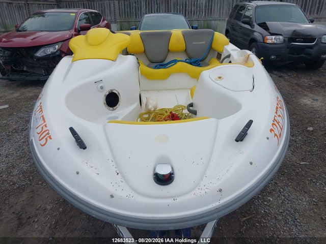 12683523 :رقم المزاد ، CEC20747F303 vin ، 2004 Seadoo  مزاد بيع