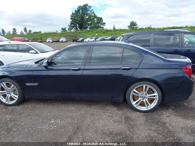 BMW 750i Xdrive 2014 WBAYB6C54ED224960 Image 14