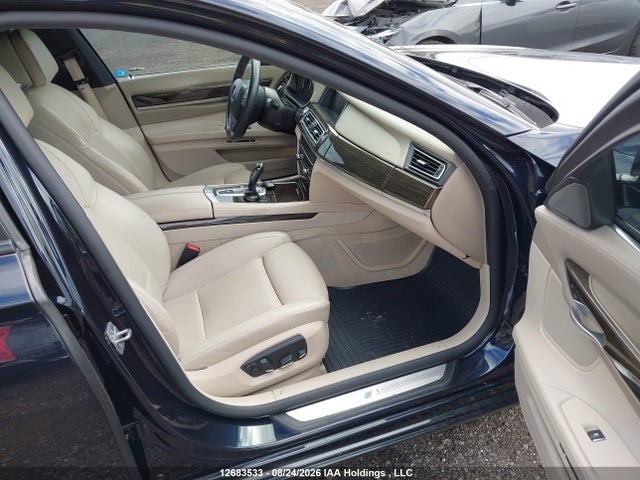 BMW 750i Xdrive 2014 WBAYB6C54ED224960 Image 5
