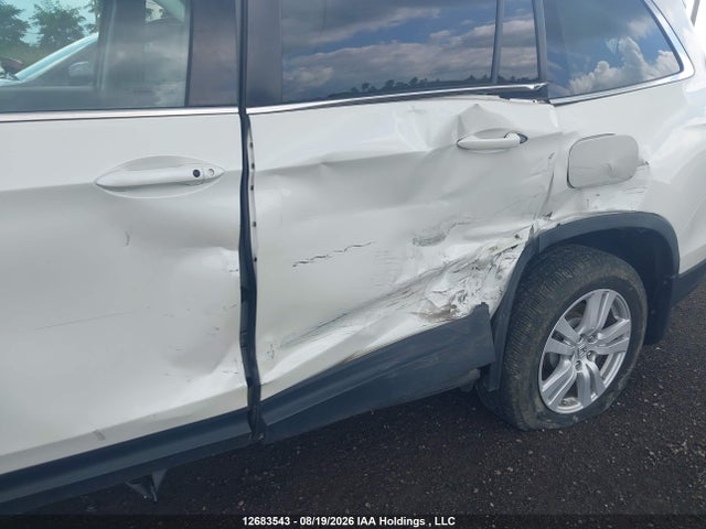 Honda PILOT EXLN 2017 5FNYF6H77HB500725 Image 6