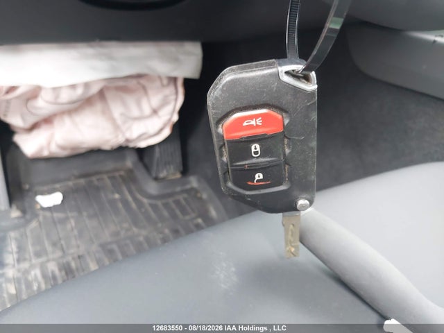 Volvo XC60 PLUS 2026 YV4M12RC7T1458881 Image 10