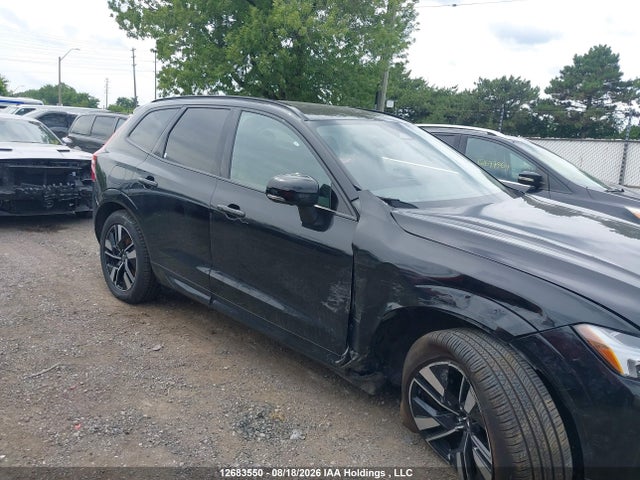 Volvo XC60 PLUS 2026 YV4M12RC7T1458881 Image 12