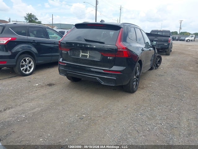 Volvo XC60 PLUS 2026 YV4M12RC7T1458881 Image 4