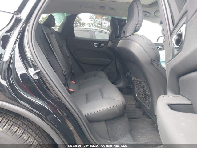 Volvo XC60 PLUS 2026 YV4M12RC7T1458881 Image 8