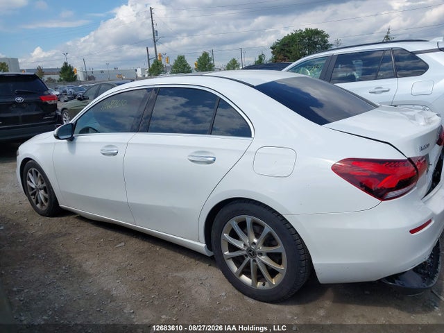 2019 Mercedes-benz A 220 4matic მანქანა იყიდება აუქციონზე, vin: WDD3G4FB1KW030977, აუქციონის ნომერი: 12683610