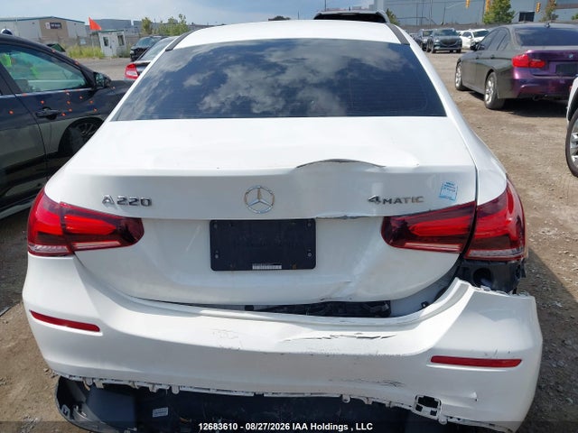 2019 Mercedes-benz A 220 4matic მანქანა იყიდება აუქციონზე, vin: WDD3G4FB1KW030977, აუქციონის ნომერი: 12683610