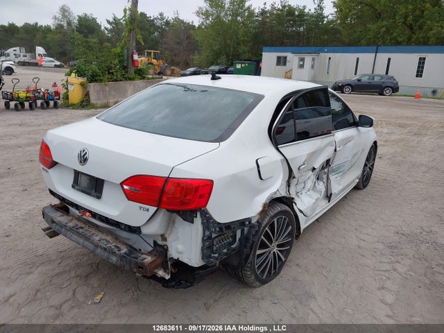 Продажа на аукционе авто 2014 Volkswagen Jetta 2.0 Tdi Highline/2.0 Tdi Trendline+, vin: 3VW3L7AJ8EM398886, номер лота: 12683611