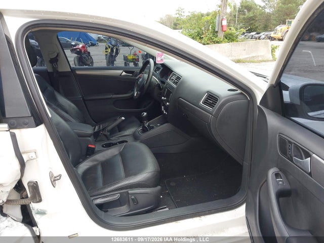 Продажа на аукционе авто 2014 Volkswagen Jetta 2.0 Tdi Highline/2.0 Tdi Trendline+, vin: 3VW3L7AJ8EM398886, номер лота: 12683611