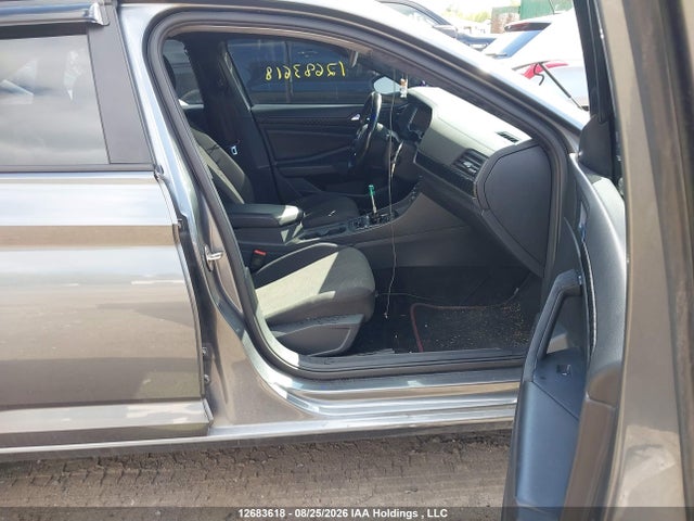 12683618 :رقم المزاد ، 3VWN57BU1KM011036 vin ، 2019 Volkswagen Jetta 1.4 Tsi Comfortline مزاد بيع