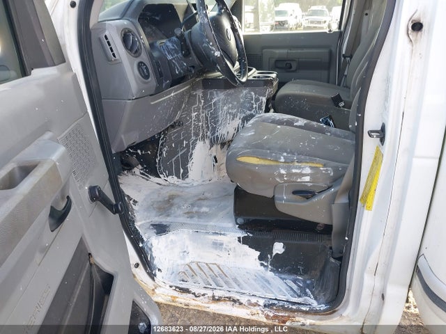 12683623 :رقم المزاد ، 1FDXE4FL5CDA68523 vin ، 2012 Ford E-450 Cutaway مزاد بيع