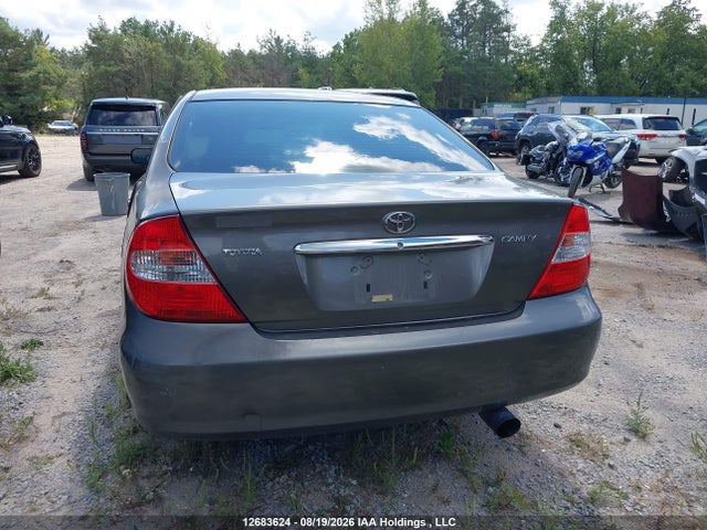 2002 Toyota Camry Le/xle მანქანა იყიდება აუქციონზე, vin: JTDBE32K920003055, აუქციონის ნომერი: 12683624