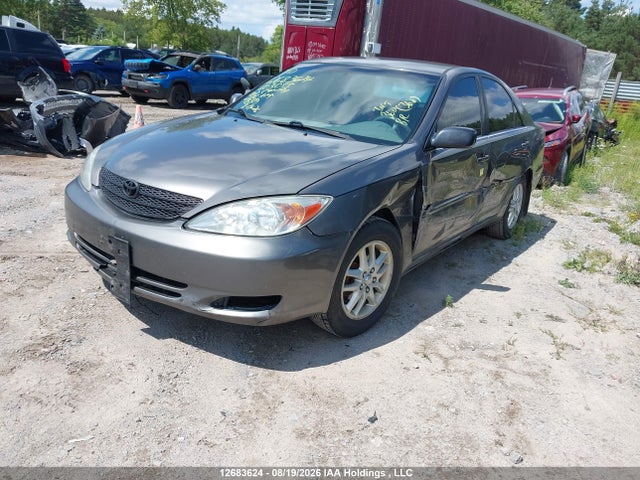 2002 Toyota Camry Le/xle მანქანა იყიდება აუქციონზე, vin: JTDBE32K920003055, აუქციონის ნომერი: 12683624
