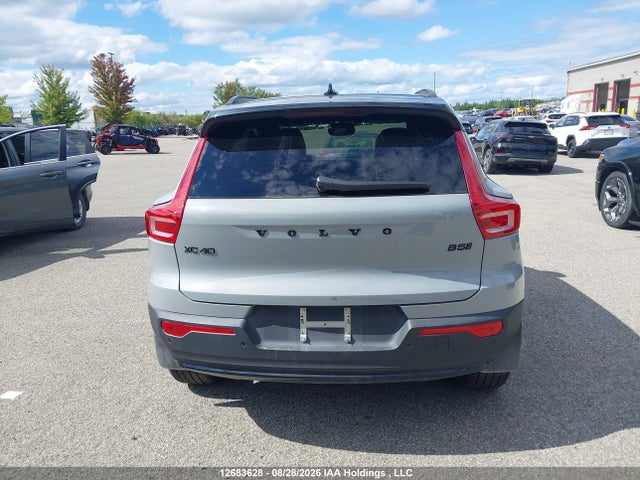 Volvo Xc40 Ultra 2026 YV4L12UD0T2802556 Image 16