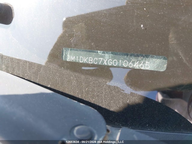 JM1DKBC7XG0106465 Mazda Cx-3 Gs