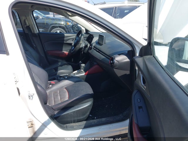 JM1DKBC7XG0106465 Mazda Cx-3 Gs