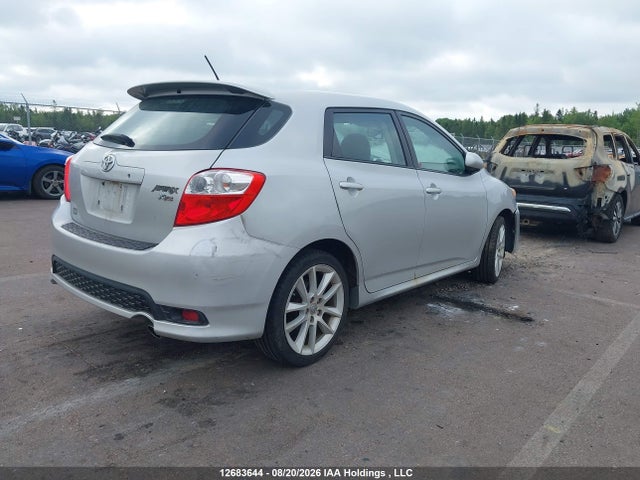 12683644 :رقم المزاد ، 2T1ME4EE3BC006575 vin ، 2011 Toyota Matrix Xrs مزاد بيع