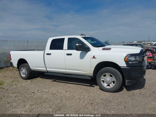 12683645 :رقم المزاد ، 3C63R3GL3RG261370 vin ، 2024 Ram 3500 Tradesman مزاد بيع