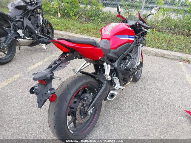 Honda CBR650 R 2025 MLHRH1569S5100166 Image 4