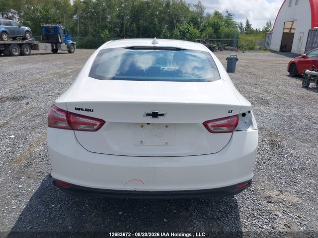 Chevrolet Malibu 2022 1G1ZD5ST3NF148415 Image 17