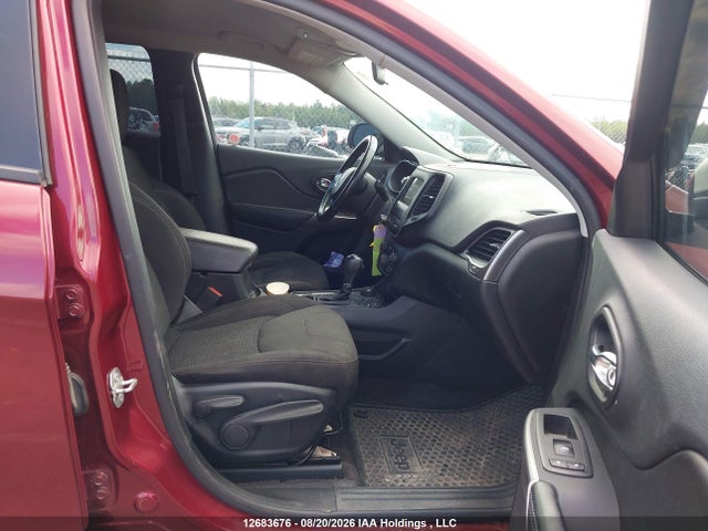 Продажа на аукционе авто 2019 Jeep Cherokee Sport, vin: 1C4PJMAB8KD190709, номер лота: 12683676