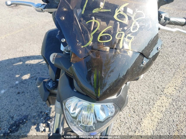 Yamaha FZ07 2016 JYARM06N6GA001863 Image 12