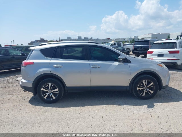 Toyota Rav4 Xle 2017 2T3RFREV6HW610989 Image 13