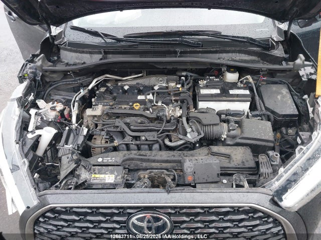 7MUDAABG5RV097758 Toyota Corolla Cross Xle