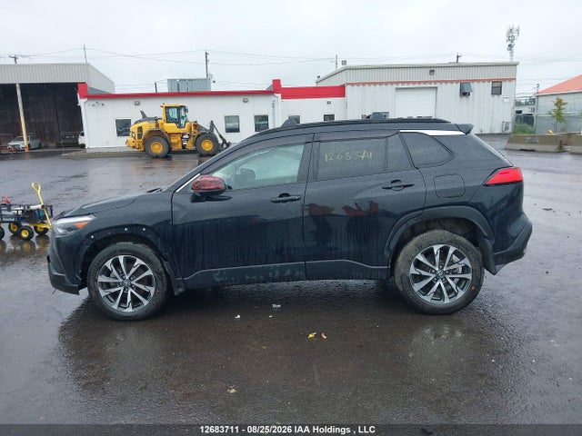 7MUDAABG5RV097758 Toyota Corolla Cross Xle