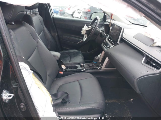 7MUDAABG5RV097758 Toyota Corolla Cross Xle