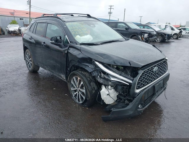 7MUDAABG5RV097758 Toyota Corolla Cross Xle